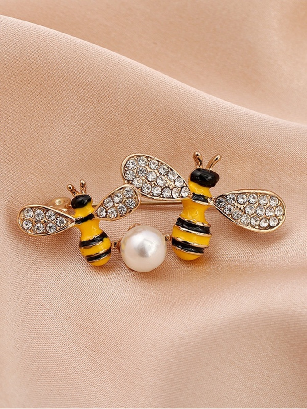 Double Bee Brooch with Pearl & Rhinestone Wings Gold Tone Honeybee Pin